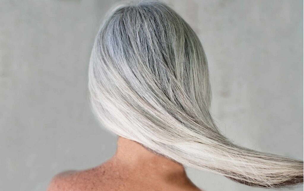 Сиве волосся - Як підвищити рівень меланіну у волоссі?
