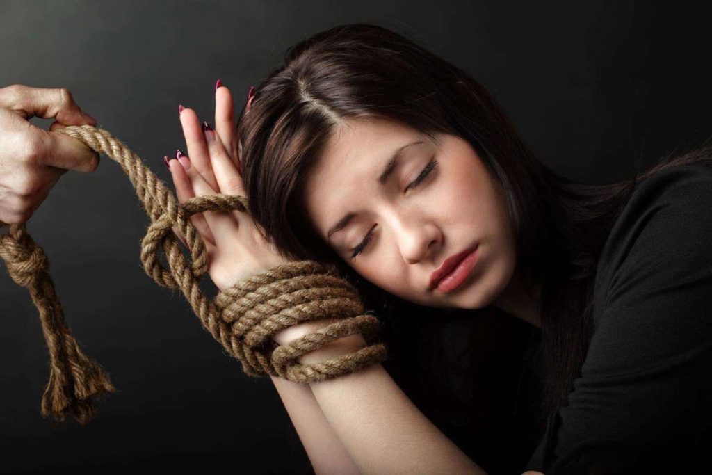 Справжнє кохання чи просто прив’язаність: як побачити різницю?