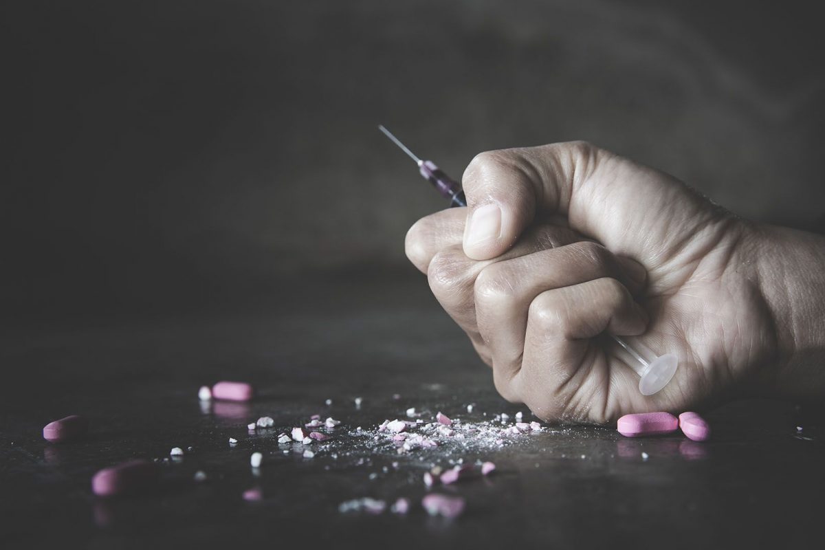 Коли варто звернутися в сучасну наркологічну клініку