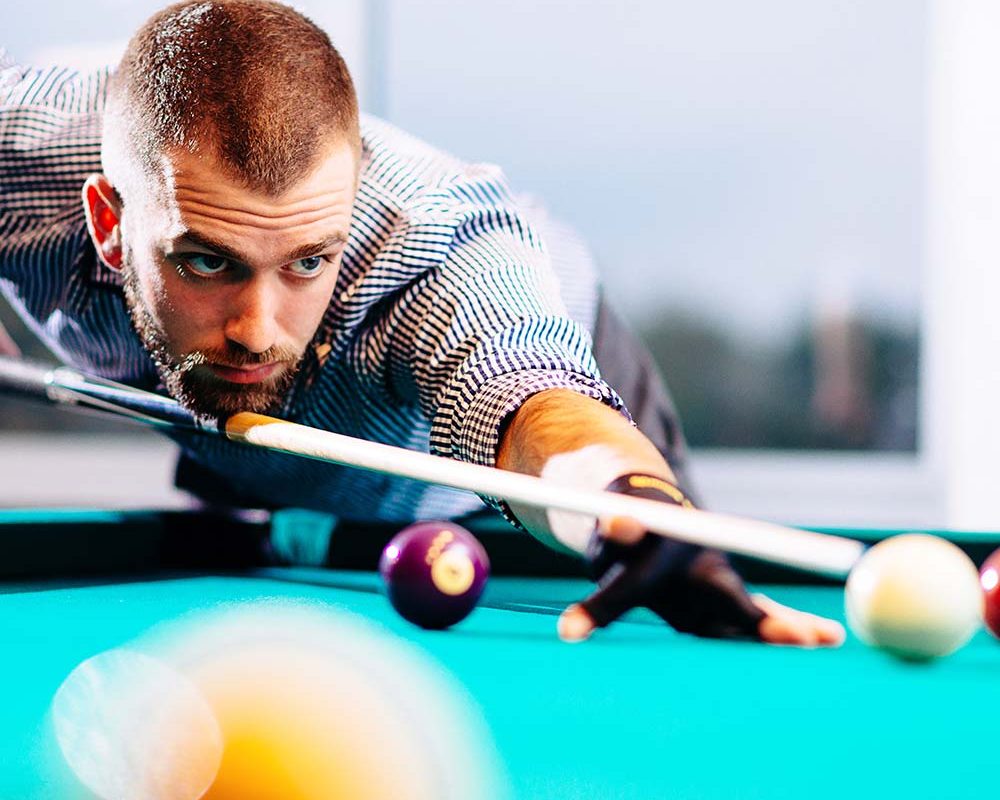 Аксессуары для бильярда: всё для комфортной и точной игры