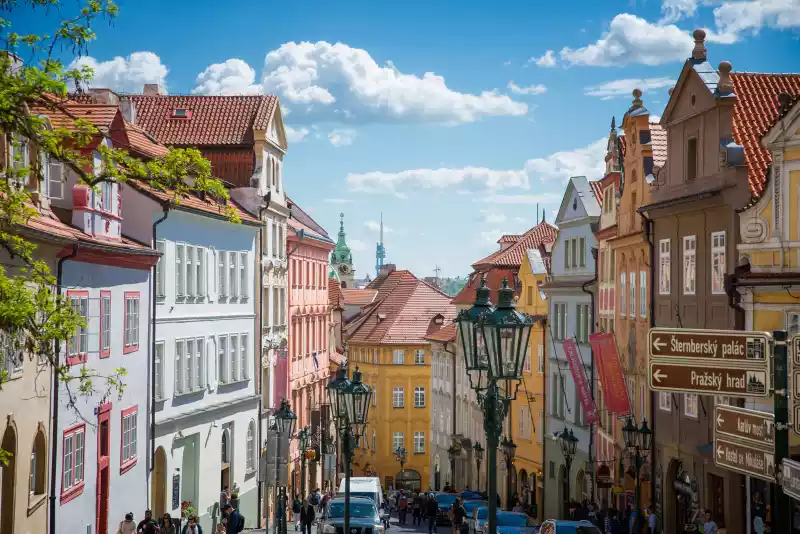 Работа в Чехии — актуальные вакансии за границей